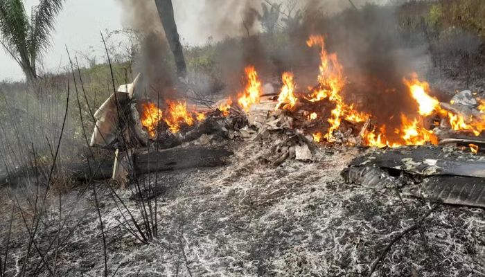 Avião de pequeno porte cai e deixa 5 mortos no Mato Grosso